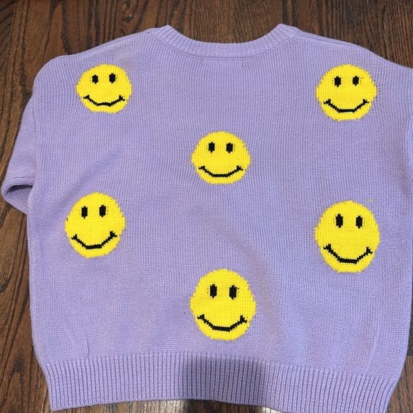 Smiley face purple sweater - Picture 2 of 3